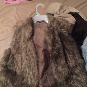 Fur vest